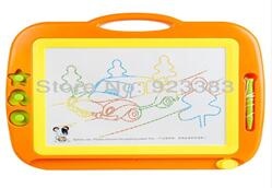 magnetic drawing table