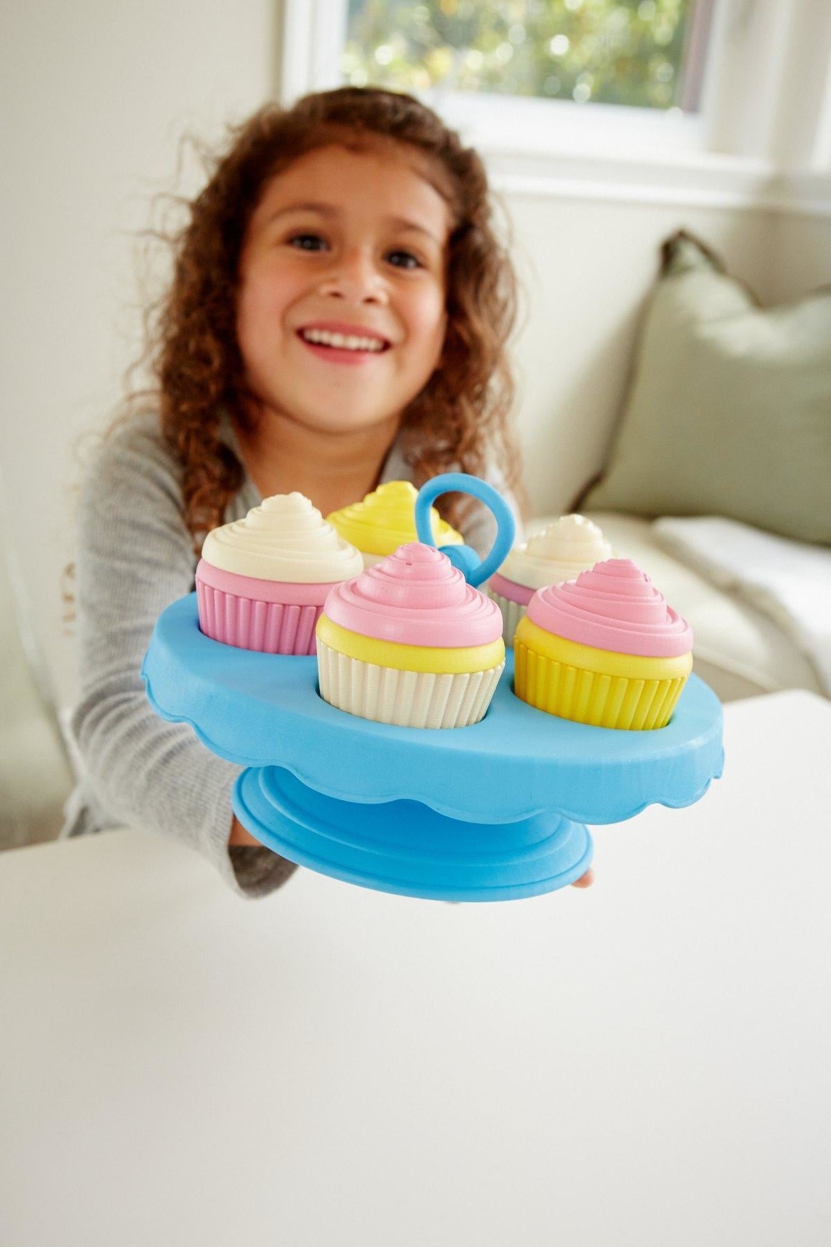 cupcake spielzeug Green Toys Cupcakes Spielzeug 16-teilig - Rocket Toys