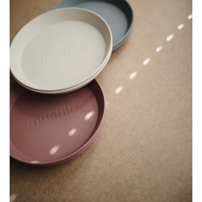 Mushie Plates Smoke Set Of 2