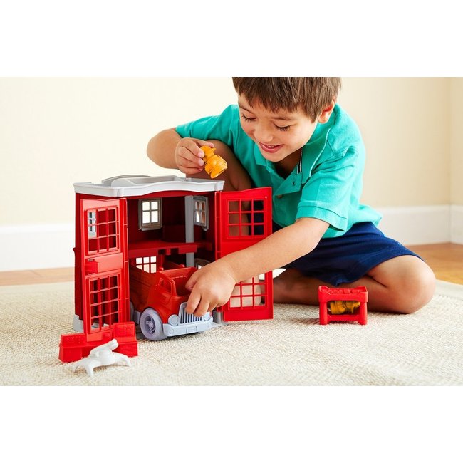 Green Toys Fire station & Fire Engine