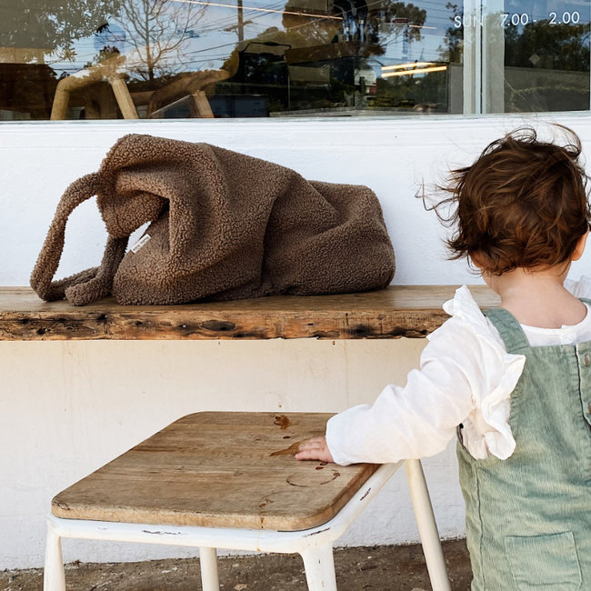 Studio Noos Chunky Teddy Brown Mom Bag
