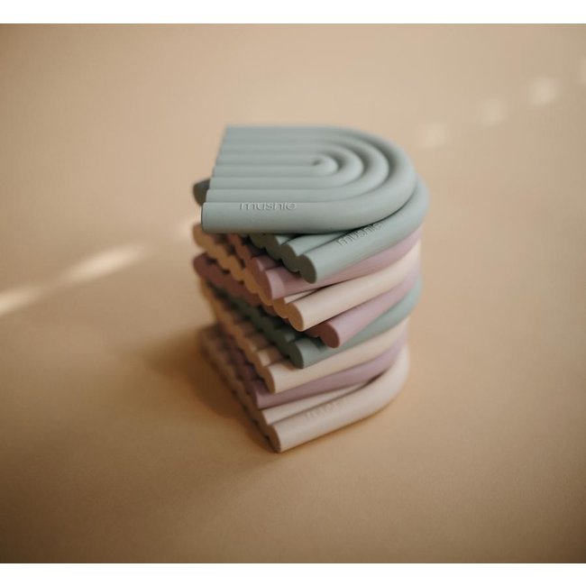 Mushie Teether Rainbow Cambridge Blue