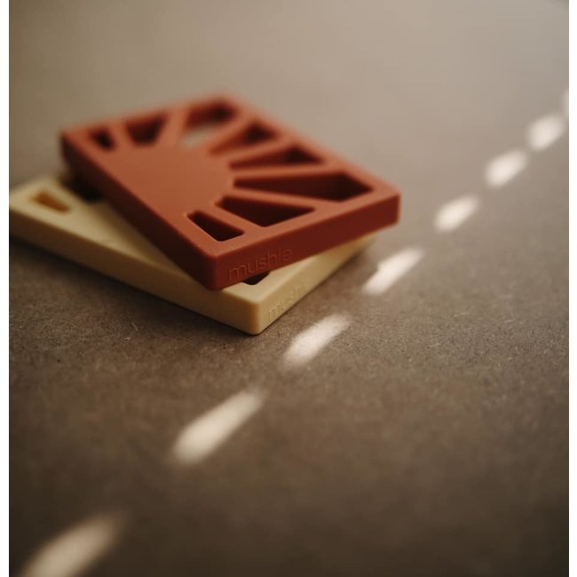 Mushie Teether Sun Clay