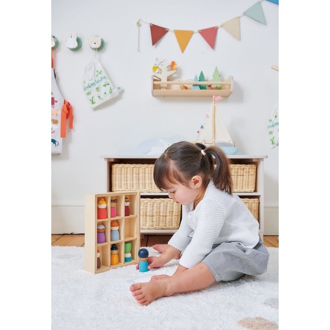 Tender Leaf Toys Happy Folk Hotel Hout