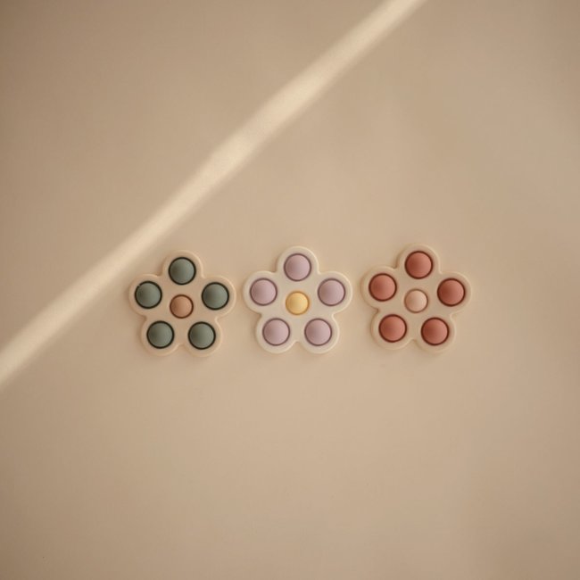 Mushie Blume Press Toy Rose Blush