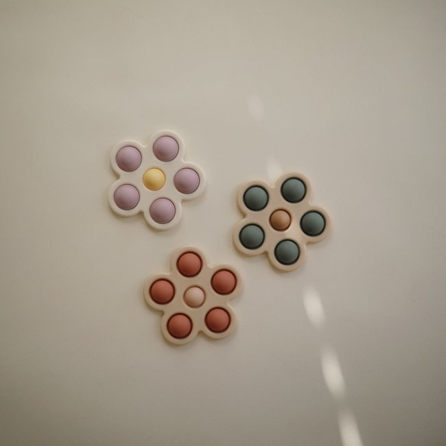 Mushie Bloem Press Toy Dried Thyme