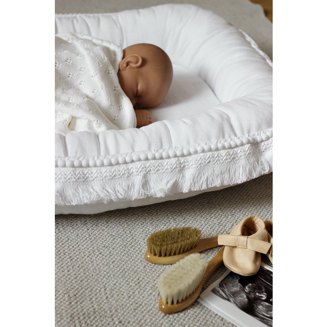 Cotton & Sweets Babynest Boho Wieß