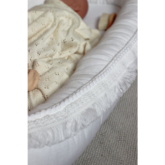 Cotton & Sweets Babynest Boho Wieß
