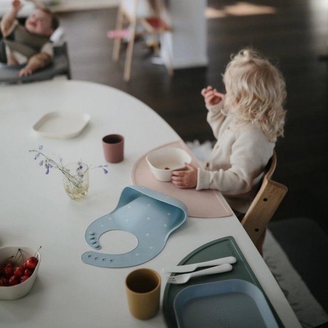 Mushie Silicone Mat Dried Thyme Green