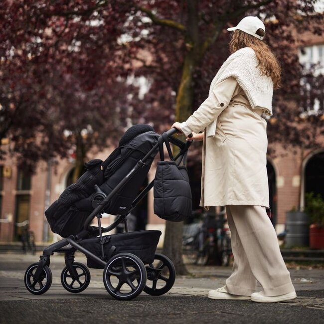 Jollein Luiertas Puffed Bag Zwart