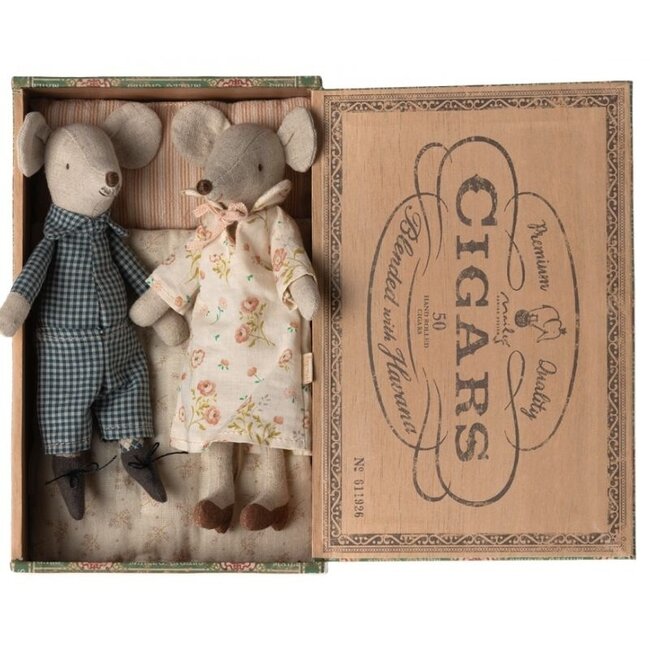 Maileg Grandpa & Grandma Mouse In Cigar Box