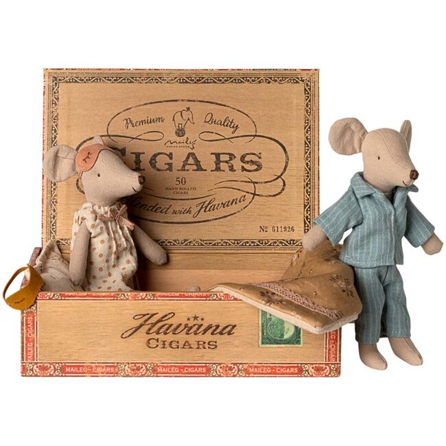 Maileg Mum & Dad Mouse In Cigar Box