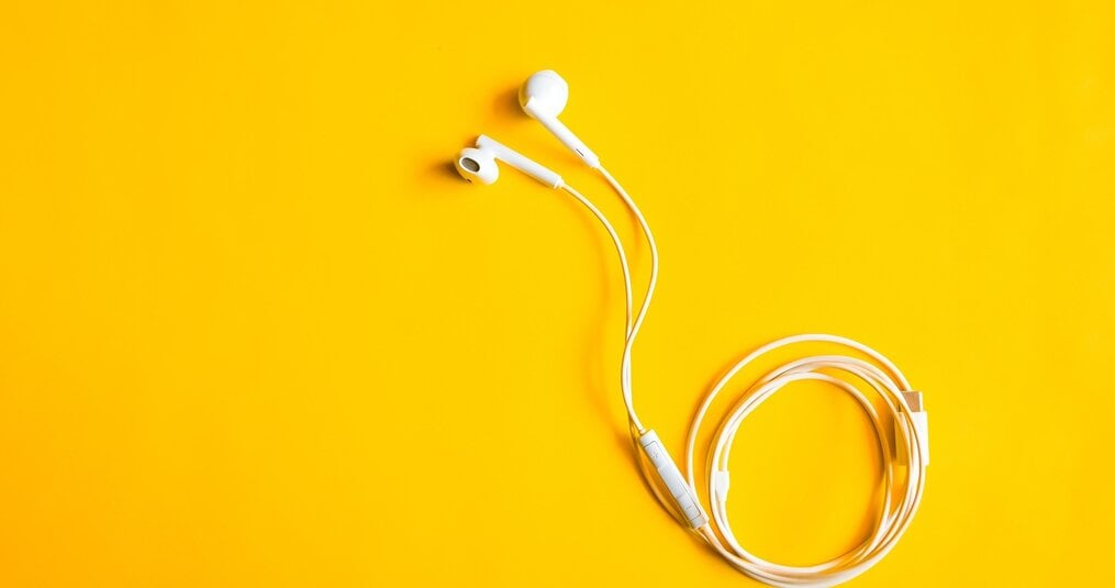 Waarom een goedkope oplader je telefoon duurder kan uitkomen dan een reparatie