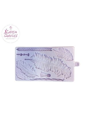 Karen Davies Karen Davies feathers veren mal