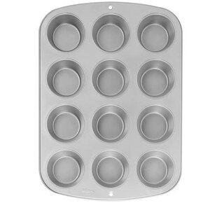 wilton Wilton Recipe Right® 12 Cup Mini Muffin Pan