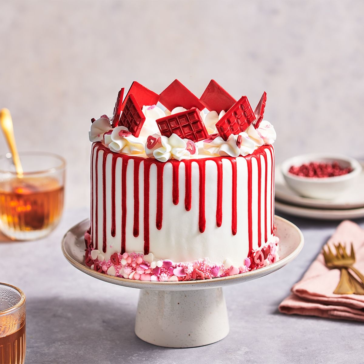 Funcakes FunCakes Drip rood 180 g