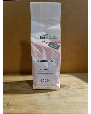 Bakzolder Aardbeien cake 500gr ( de Bakzolder )