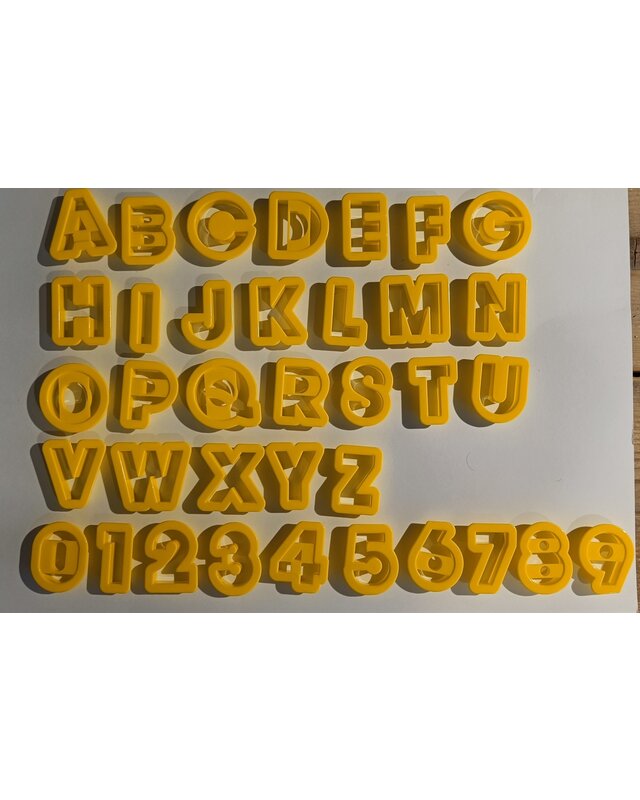Uitsteker set Letters en cijfers