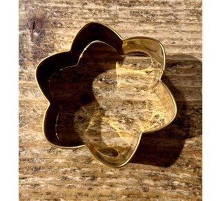 koekjesvorm bloem messing KV