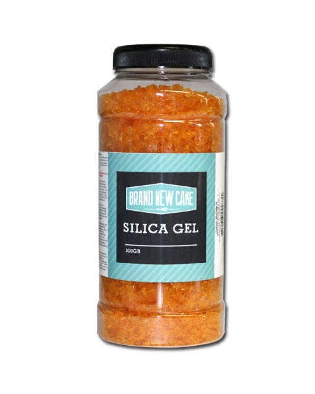 Brand New Cake Silica Gel 500 gram.