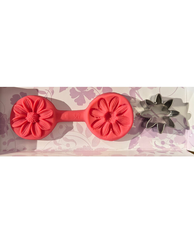 Pavoni 3D stempel Madelief met uitsteker