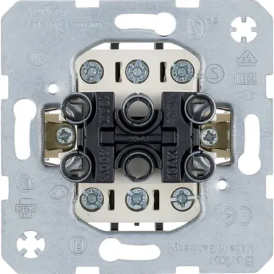 Berker drievoudige schakelaar 3x1 polig (633023)