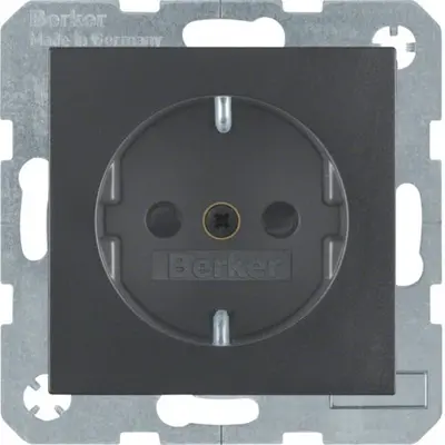 Berker wandcontactdoos 1-voudig randaarde inbouw (41231606)