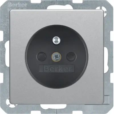 Berker wandcontactdoos penaarde kindveilig Q1/Q3/Q7 aluminium (6765766084)