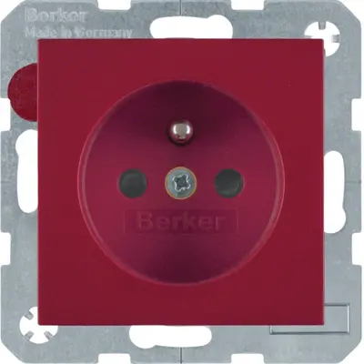 Berker wandcontactdoos penaarde kindveilig S1/B3/B7 rood glans (6768768962)