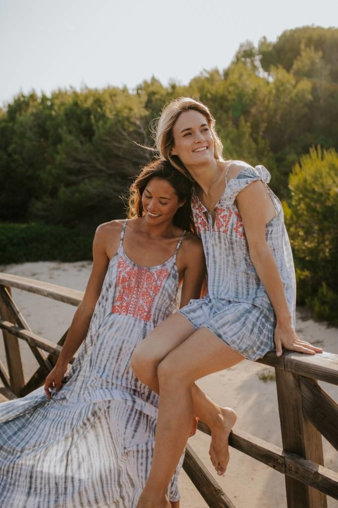 Ibiza dresses - airy light elegance