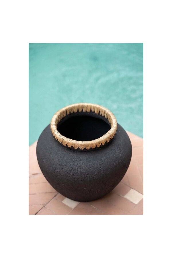 Le Vase Styly - Noir Naturel - M