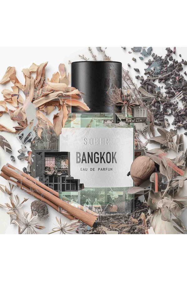 BANGKOK - Acqua di profumo