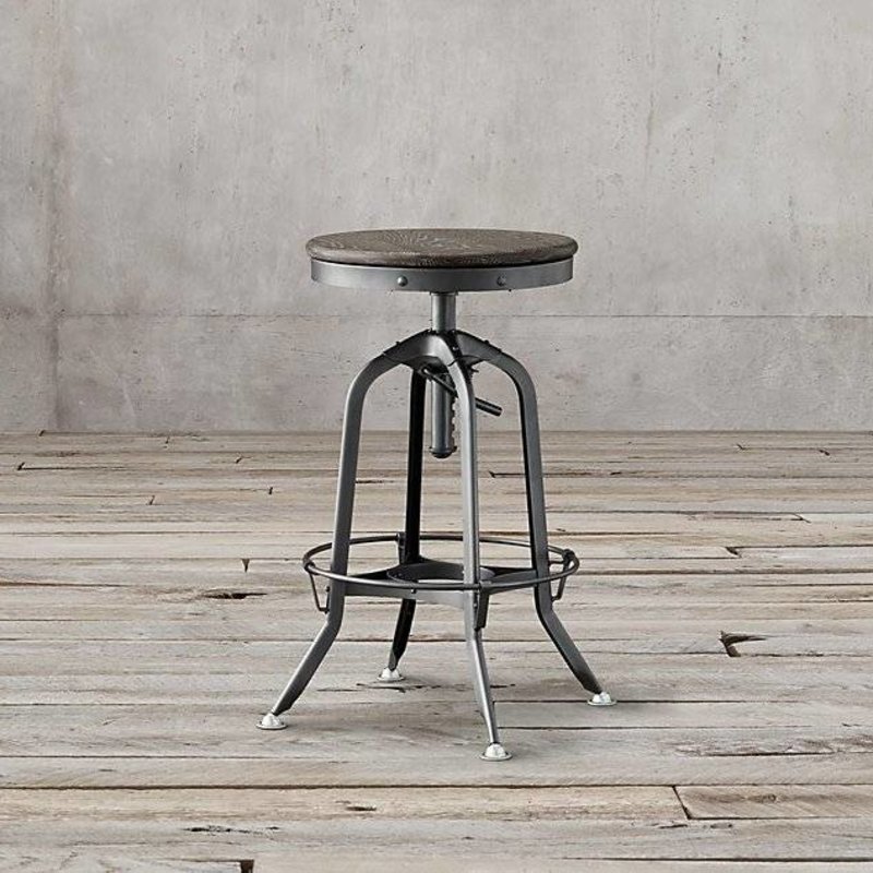 Willow Vintage Bar Stool