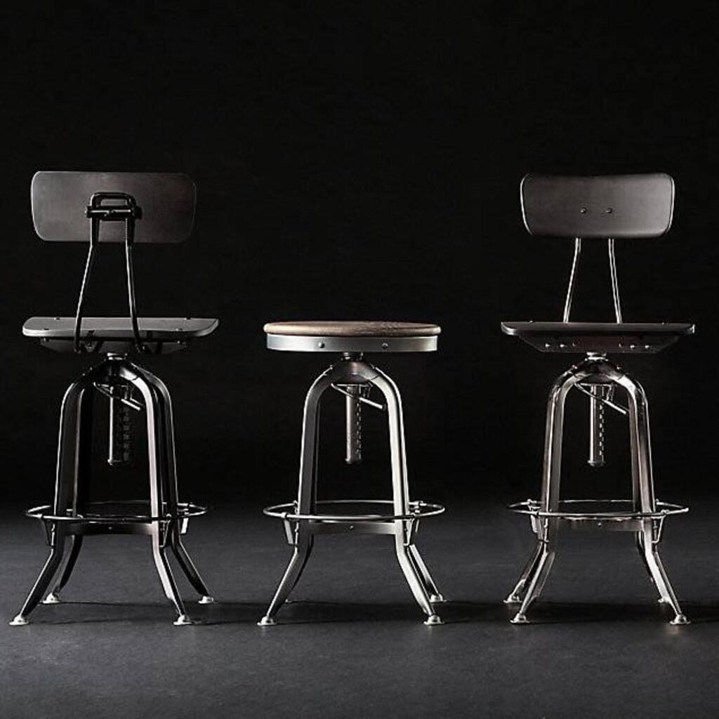 Willow Vintage Bar Stool