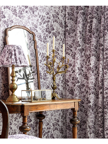 Vintage Bamboo Purple  Wallpaper