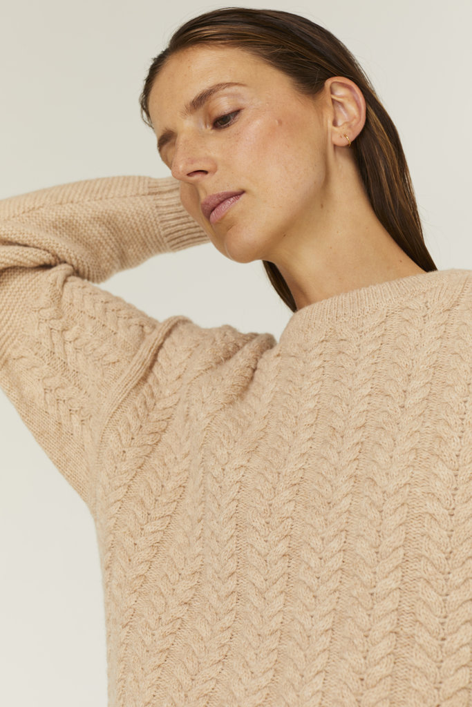 Gris Isabelle Sweater