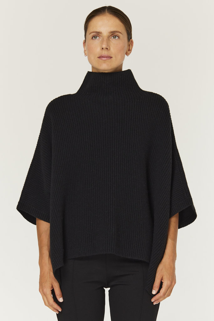 Gris Honore Cape