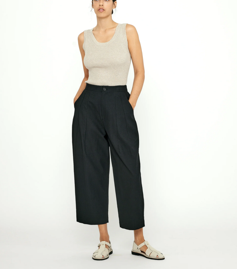 7115 Pleated Trouser