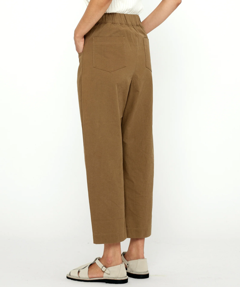 7115 Signature Curve Legged Trouser