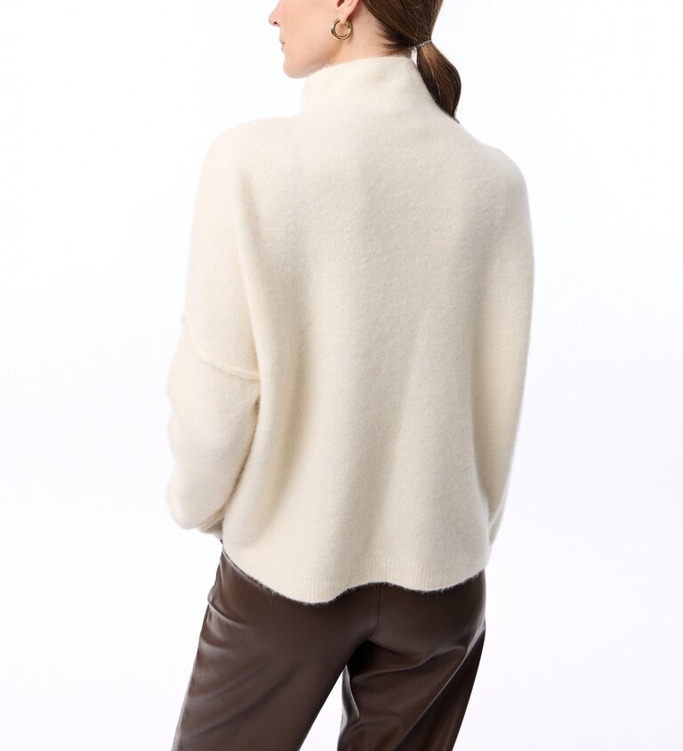 Knit-ted Kim Pullover