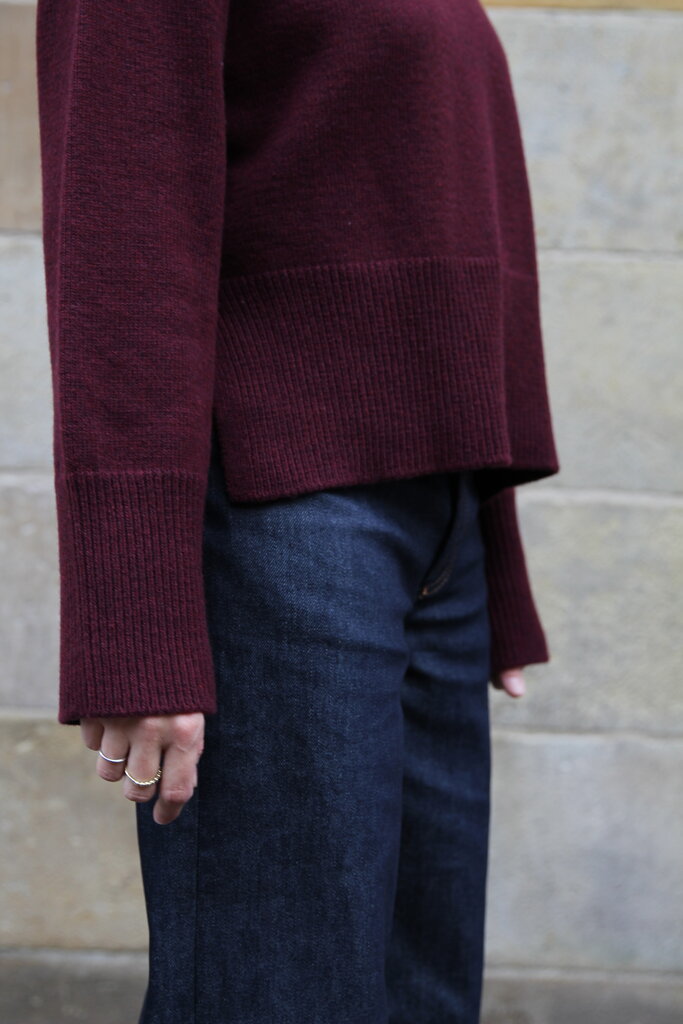 Gris Sartre Sweater