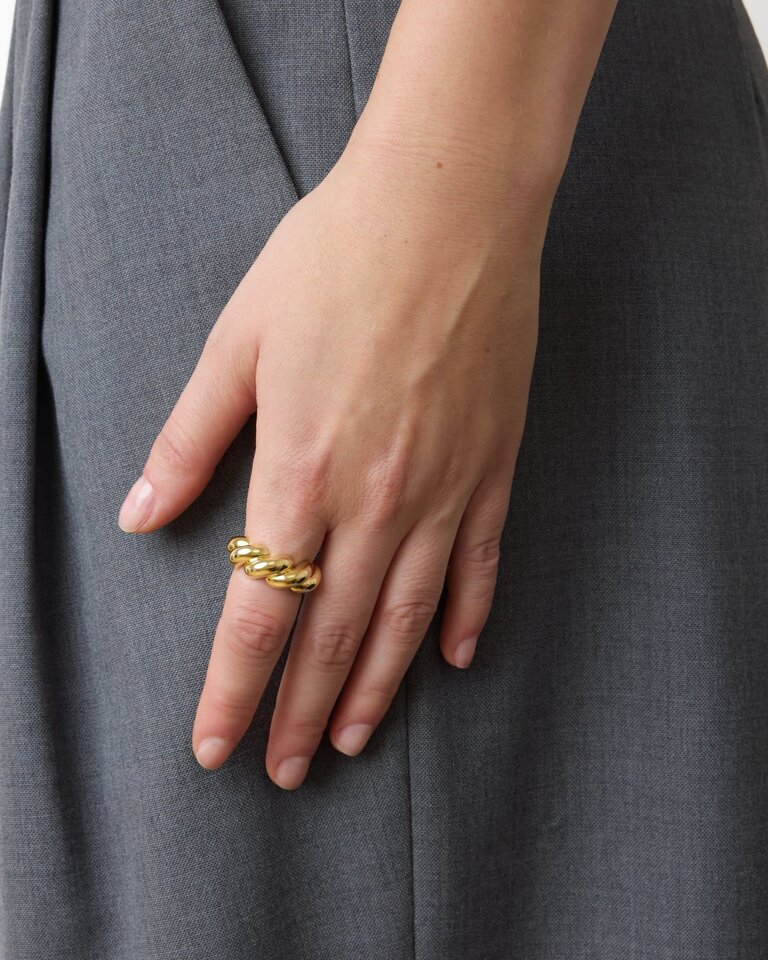 Lie Studio The Christine Ring