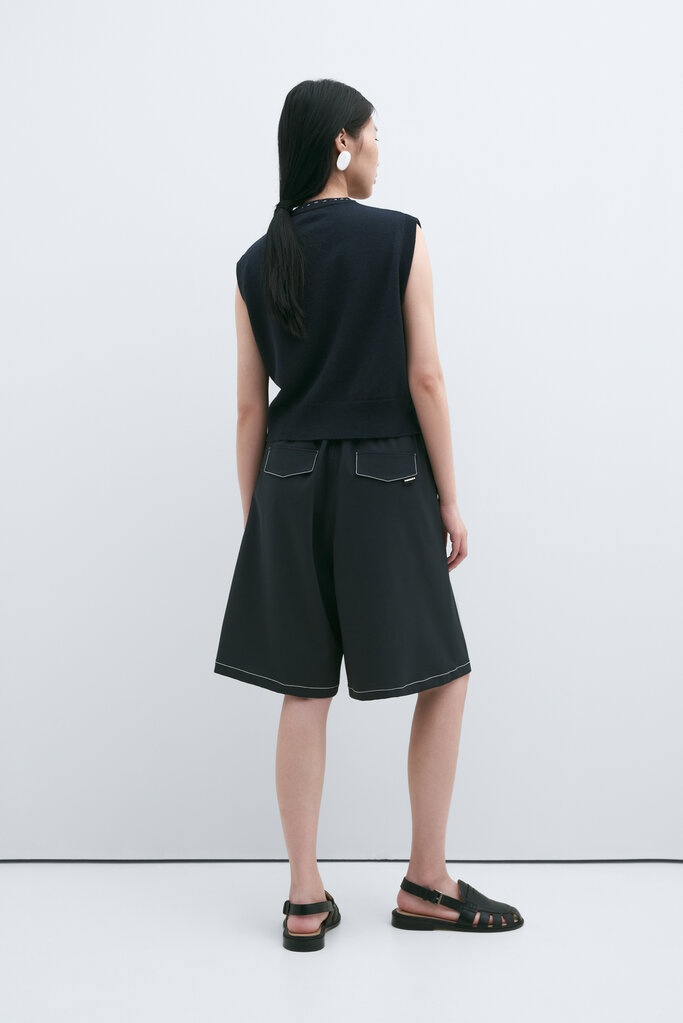 Cordera Merino Wool Stitched Waistcoat