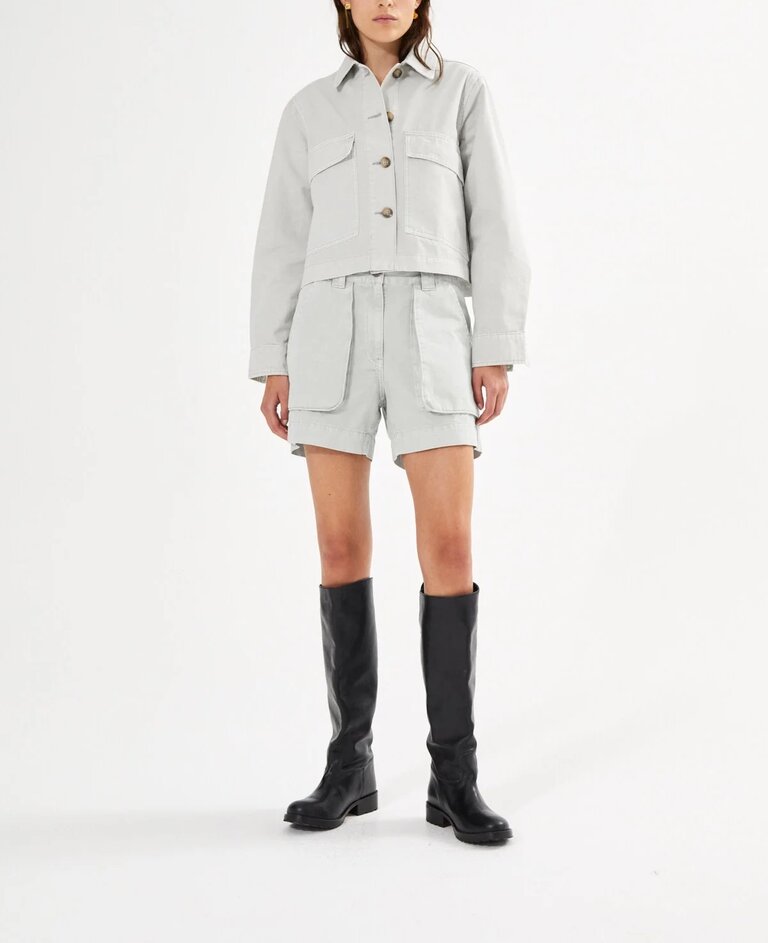 Rabens saloner Nata Short