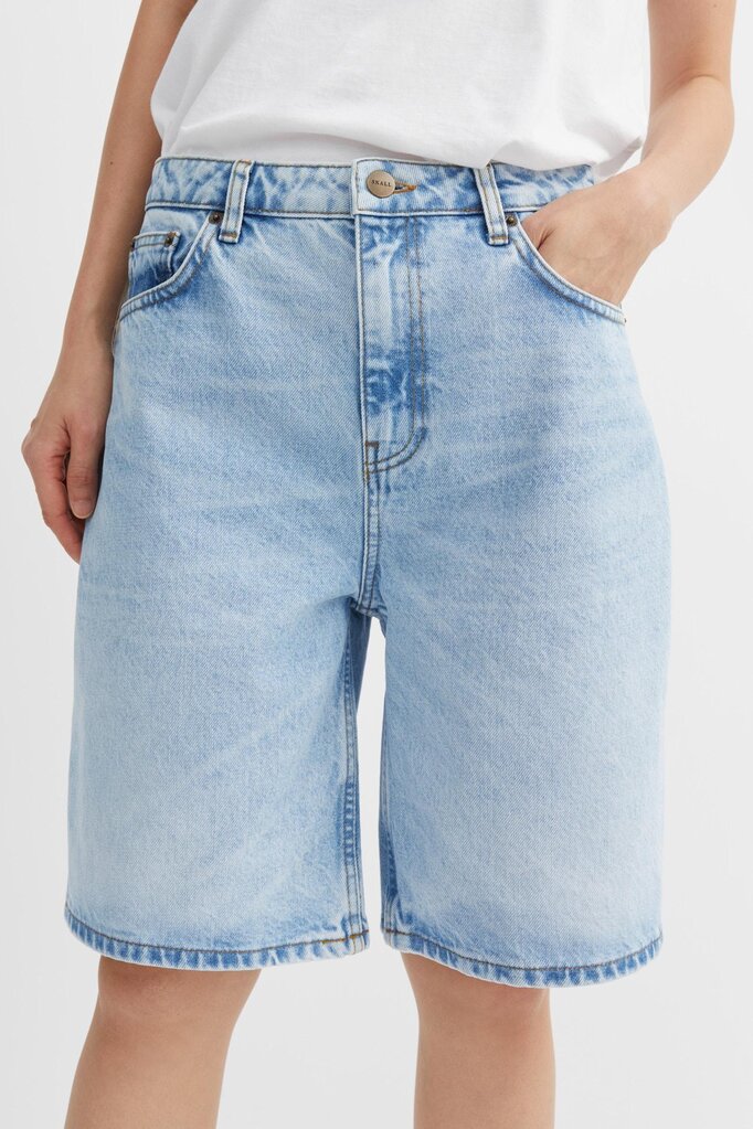 Skall Studio Wilson Short