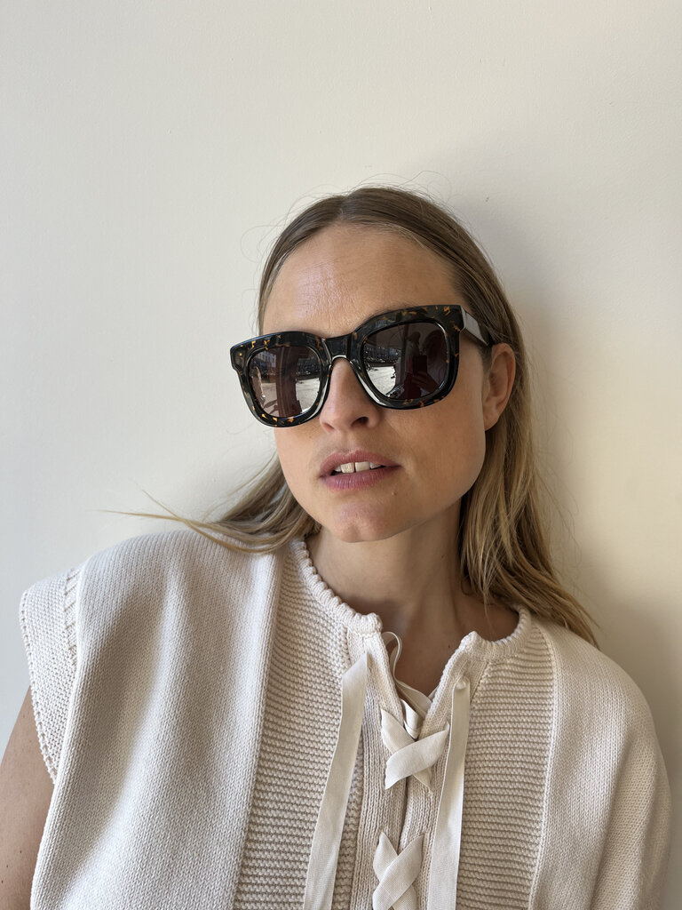 Gobi Béla Pop Tortoise Sunglasses