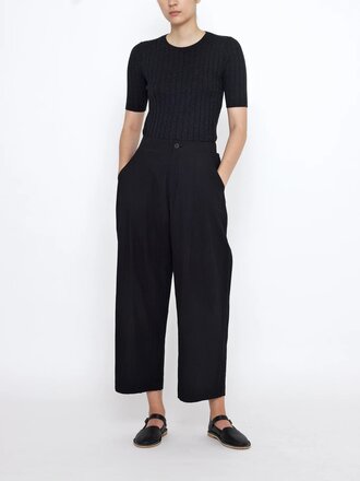 7115 Pleated Trouser