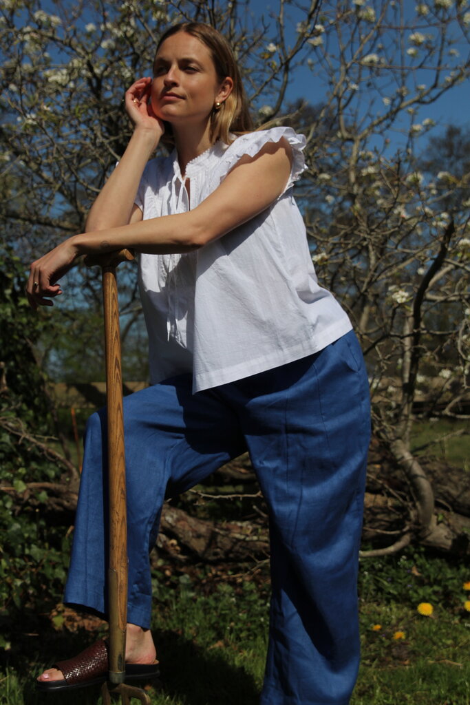7115 Linen Pleated Trouser
