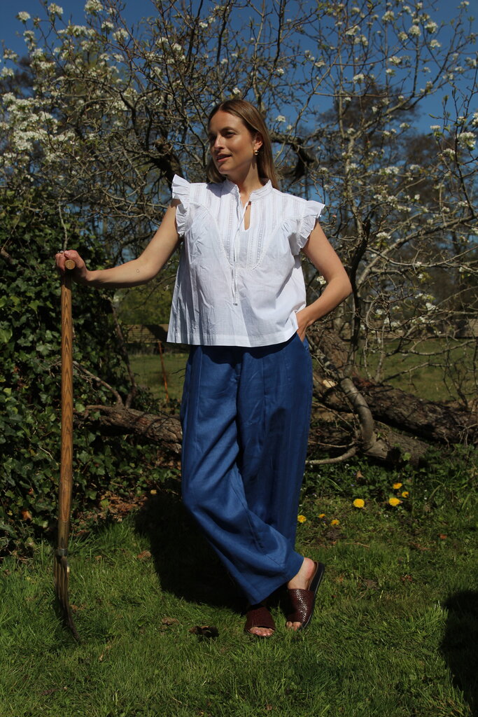 7115 Linen Pleated Trouser