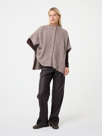 Knit-ted Pleunie Poncho